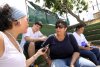 Ana Beatriz Fernández entrevista a Ileana Chacón. Foto: Katya Alvarado